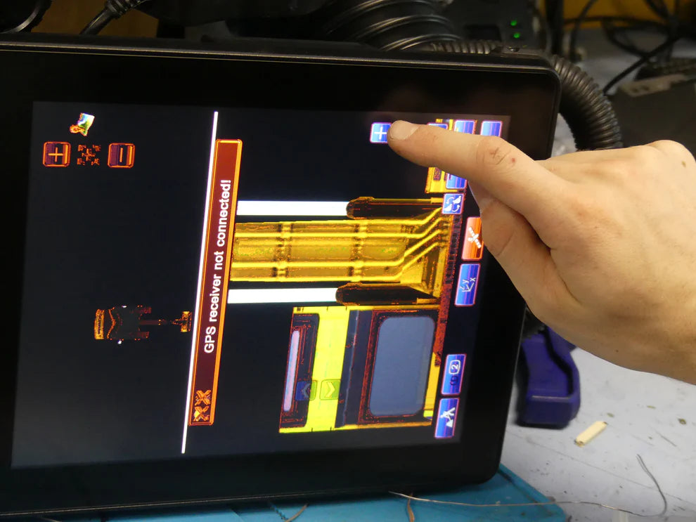 Komatsu Monitor 7835-70-8087 – Display Colour Repair Service