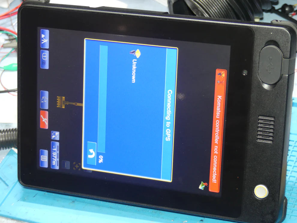 Komatsu Monitor 7835-70-8087 – Display Colour Repair Service