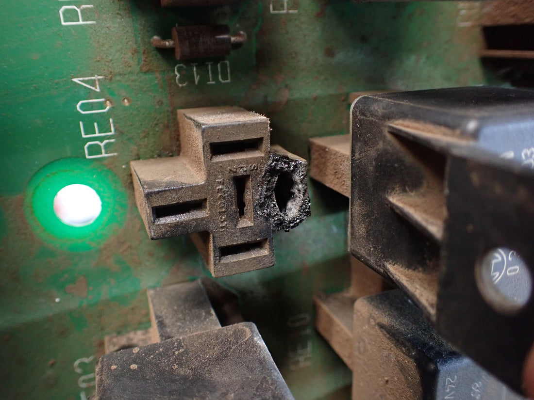 Burned Holder No parts Available